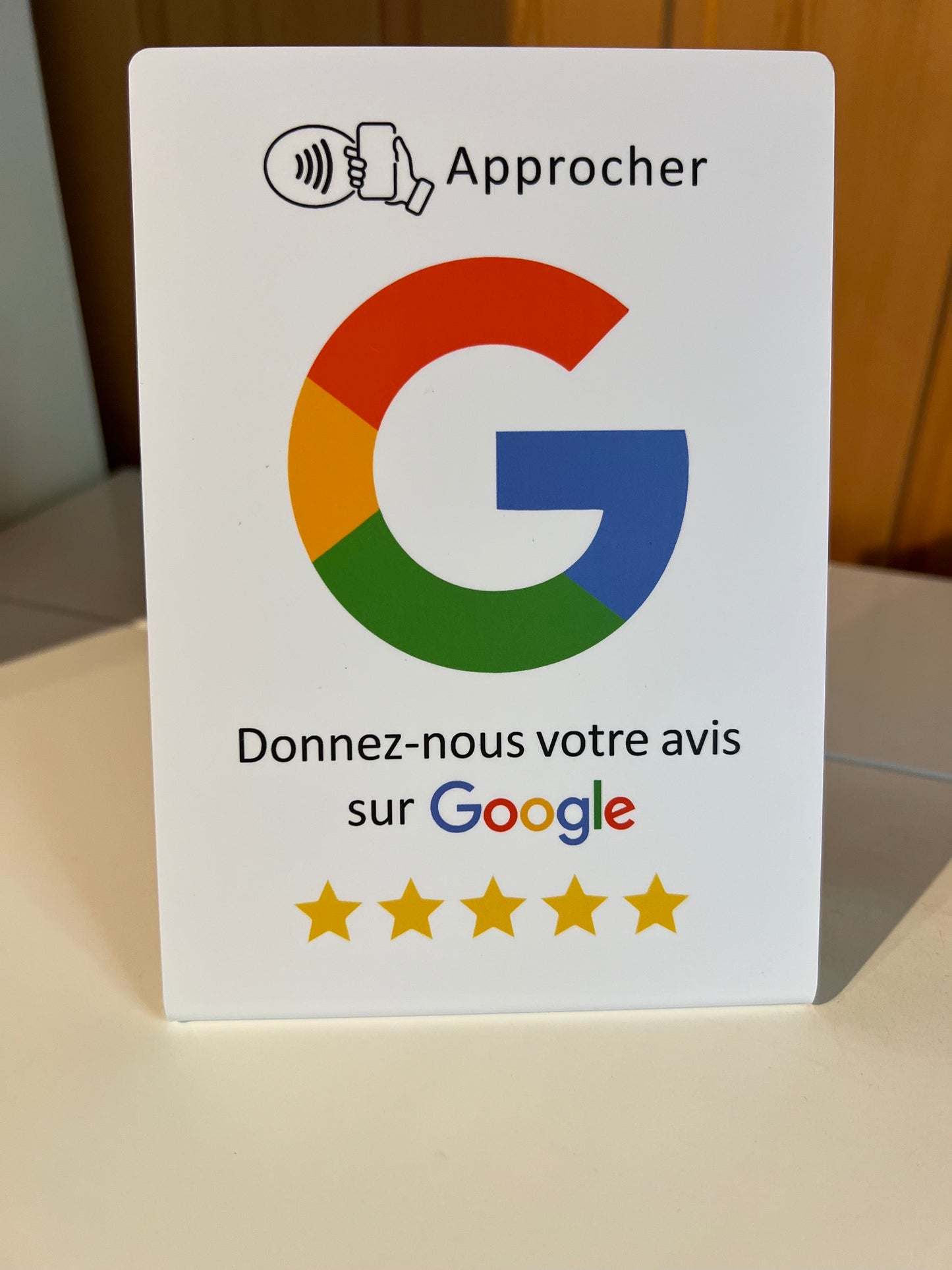 Présentoir NFC: Obtenez plus d’avis Google en seulement 5 secondes